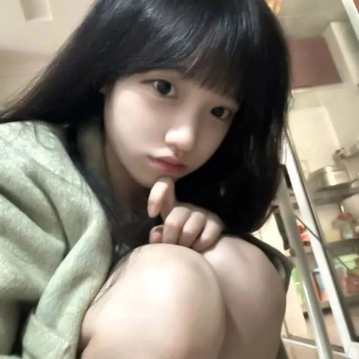 美人太会撩冷面硬汉吊成翘嘴